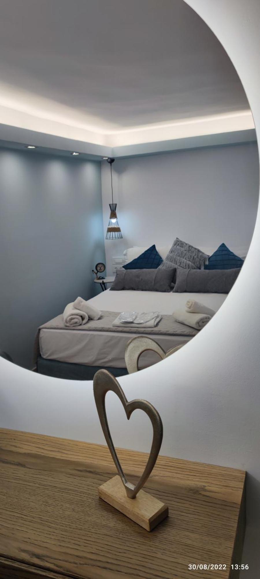Lefkas City Apartments & Suites Лефкада Экстерьер фото